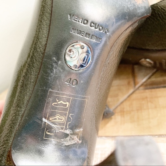 Dolce and Gabbana Green Leather Heels - Picture 10 of 11